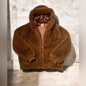 Super soft GAP teddy bear jacket in a rich brown color.